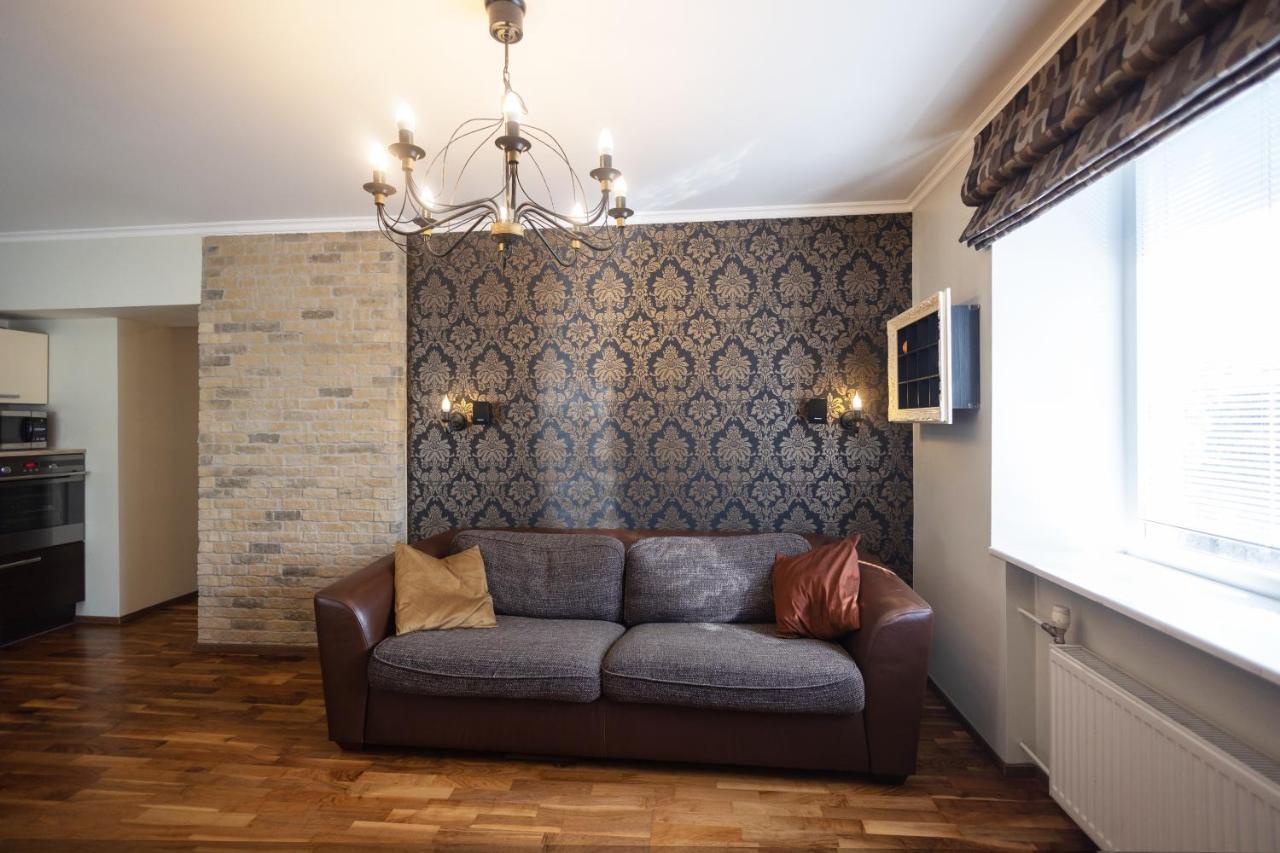 Revalia T1 Airport-Bus Station One-Bedroom Apartment Exterior photo