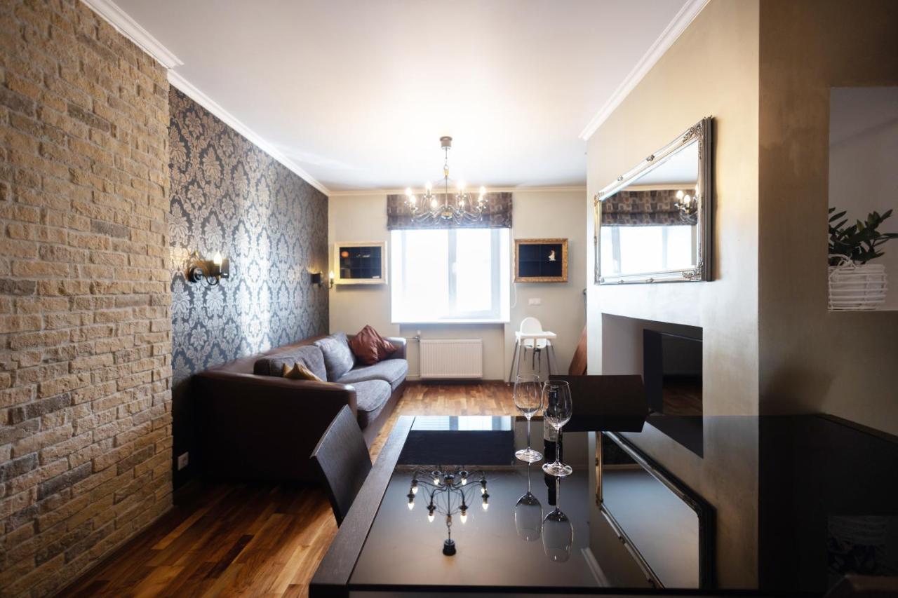 Revalia T1 Airport-Bus Station One-Bedroom Apartment Exterior photo